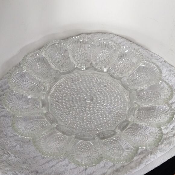 Vtg. Indiana Glass Hobnail Egg Platter - Picture 1 of 5